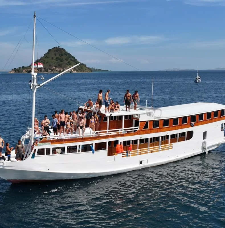 Boot der viertägigen Reise von Lombok nach Labuan Bajo