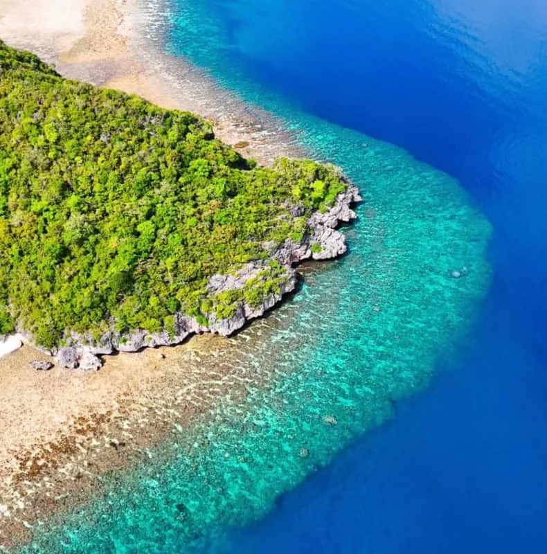 Küste im Angebotsfoto der Rangko-Tour von PT Alba Jasa Wisata